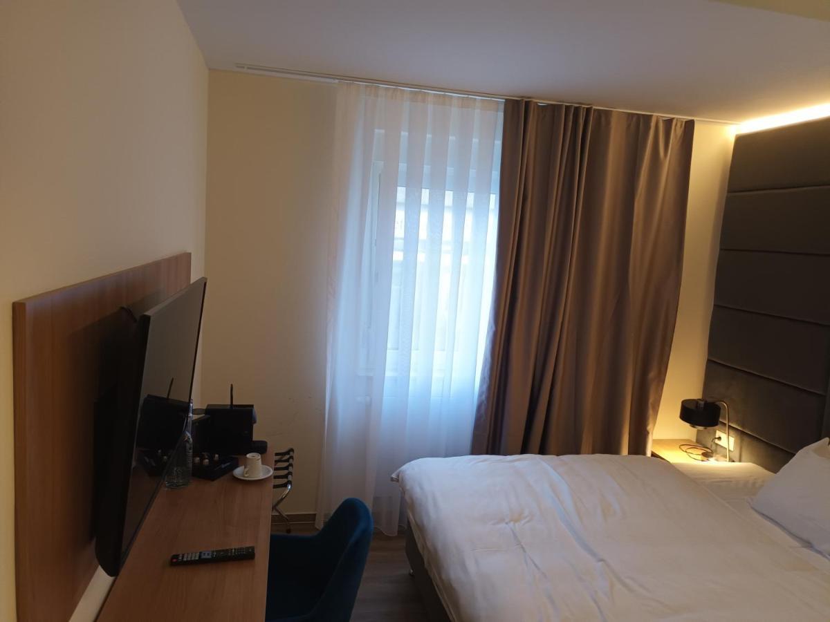 O&O Hotel Oberursel Zentrum Eksteriør bilde